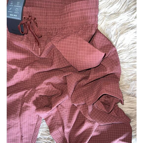 New Fabletics Ripstop Cargo Jogger womens Sepia stripe size M - Picture 5 of 7